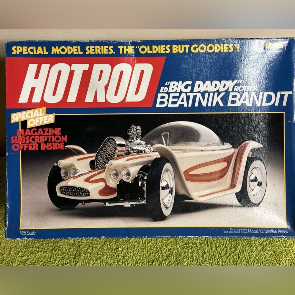 Model Kit HotRod Big Daddy Beatnik Bandit Redline By Ed Roth 1985 - 1/25 Scale